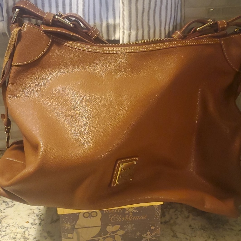 Dooney & Bourke purse